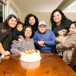 Meet your Posher, Digna